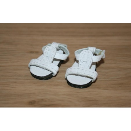 Sandales d'été blanches pour Boneka