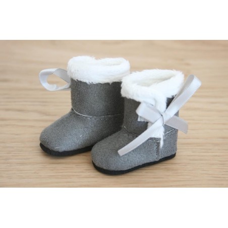 Bottes grises fourrées poupée Minouche Bottes grises fourrées poupée Minouche