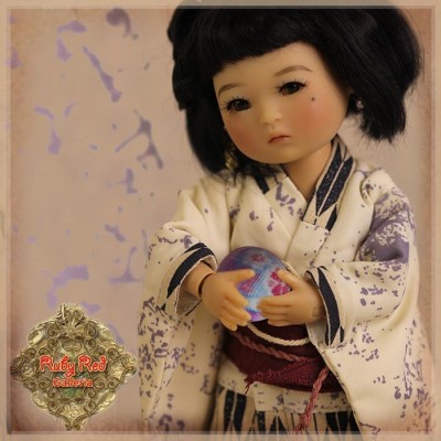 Four Kindergartner Poupée Miki Edition 2016