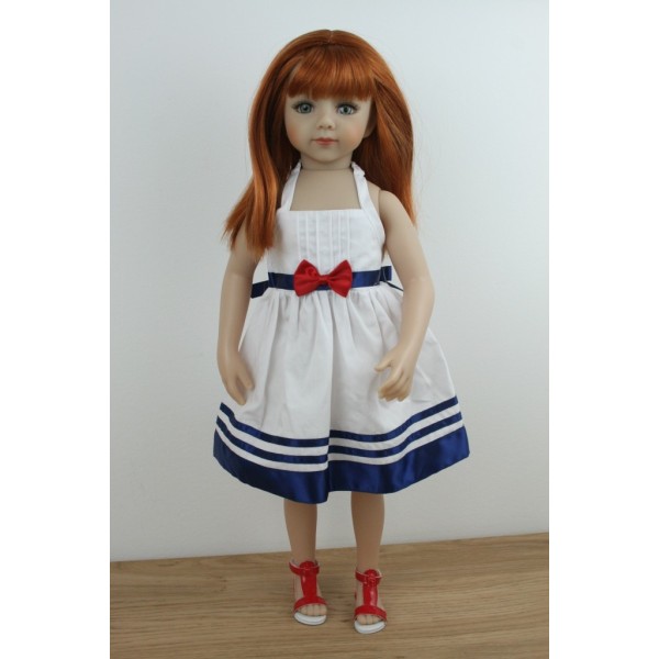 Savannah habillée en robe Sailor Girl