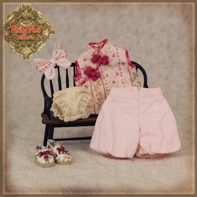 Ensemble Gilet fleuri et Short rose pour InMotion Girls