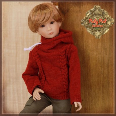 Pull rouge à capuchon pour poupée Rubyred 30 Cm
