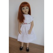 Robe blanche brodée pour Poupée Maru and Friends