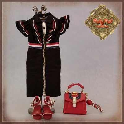 Ensemble Robe noire et Sac rouge pour poupée Rubyred 30 Cm