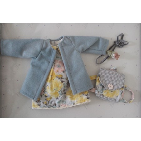 Vêtement Carla Robe fleurie et manteau pour poupée Las Amigas - Paola Reina
