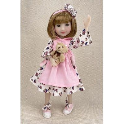 Rebecca Fashion Friends - Poupée exclusive Ruby Red