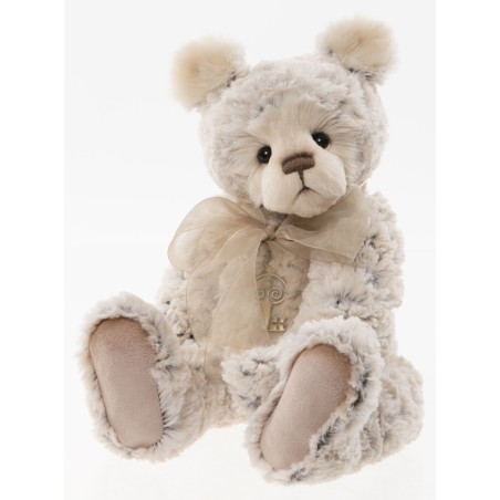 Ours Shirley - Charlie Bears en Peluche 2022 Ours Shirley - Charlie Bears en Peluche 2022