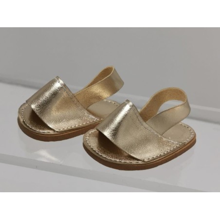 Sandales dorées pour poupées Mia - Nines d'Onil Sandales dorées pour poupées Mia - Nines d'Onil