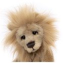 Lion Anniversary Linus - Charlie Bears en Peluche 2025