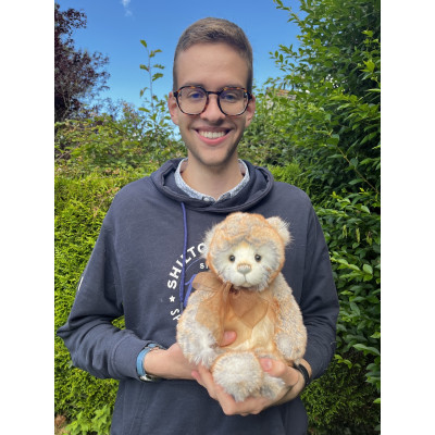 Ours Rhys - Charlie Bears en Peluche 2024