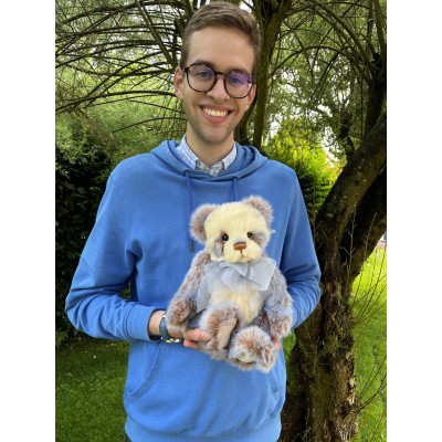 Panda Aurelia - Charlie Bears en Peluche 2024