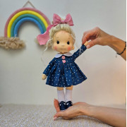 Lili Inspiration poupée Waldorf 25 cm - Art and Doll
