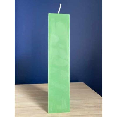 Natural unscented pillar candle, green - Atelier Bougies