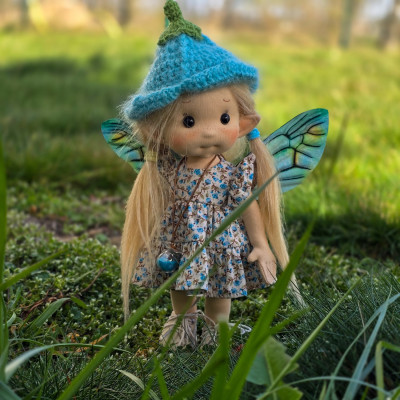 Petite Poupée articulée Talisman Lumi Coton Bio - Art and Doll