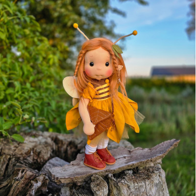 Maeve Inspiration poupée Waldorf 38 cm - Art and Doll